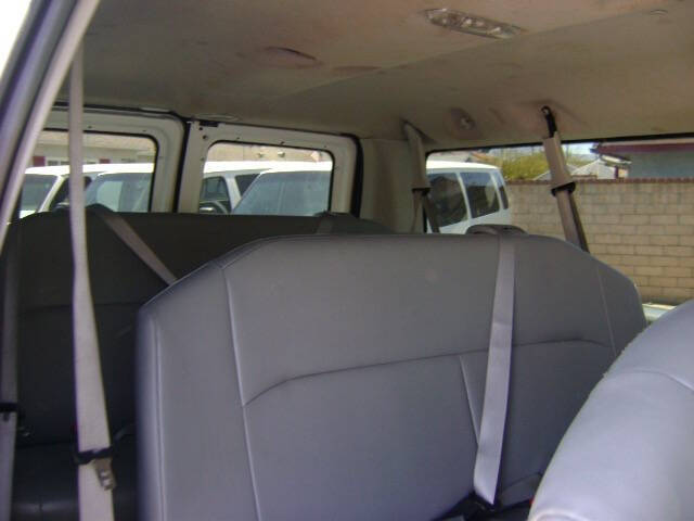 2013 Ford E-Series E-350 SD XL