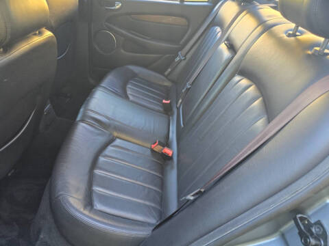 2003 Jaguar X-Type 2.5