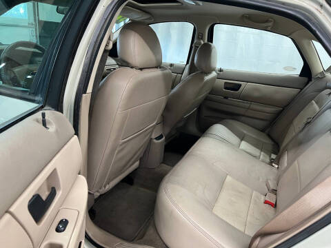 2004 Ford Taurus SEL