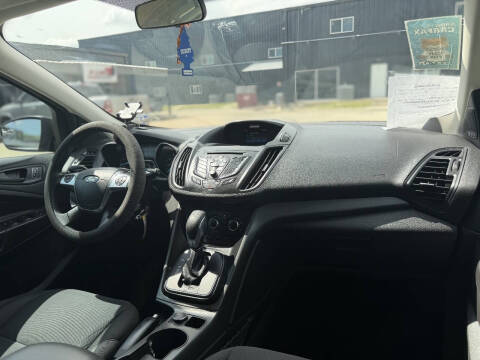 2016 Ford Escape S