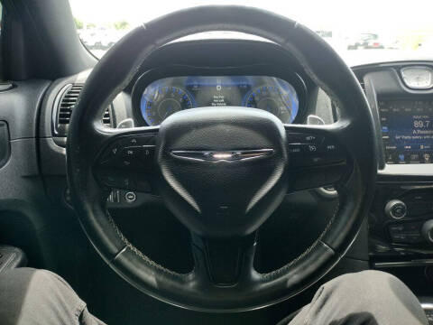 2016 Chrysler 300 S