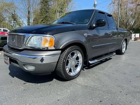 2003 Ford F-150 for sale at LULAY'S CAR CONNECTION in Salem OR