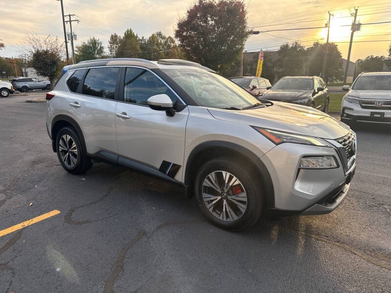 2022 Nissan Rogue SV