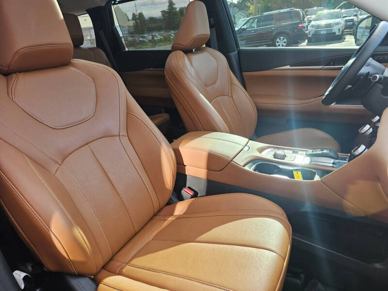 2024 Infiniti QX60 Sensory