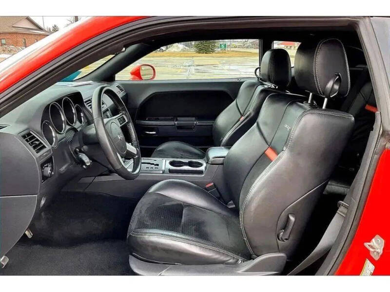 2009 Dodge Challenger SRT8