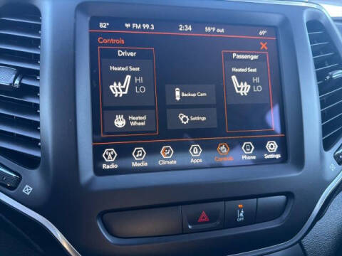 2022 Jeep Cherokee Latitude Lux