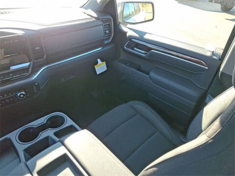 2026 GMC Sierra 1500 Elevation Standard