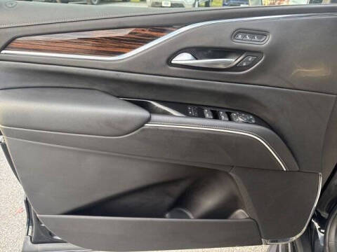 2023 Cadillac Escalade Premium Luxury