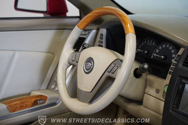 2005 Cadillac XLR