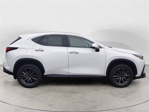 2026 Lexus NX 450h+ Luxury