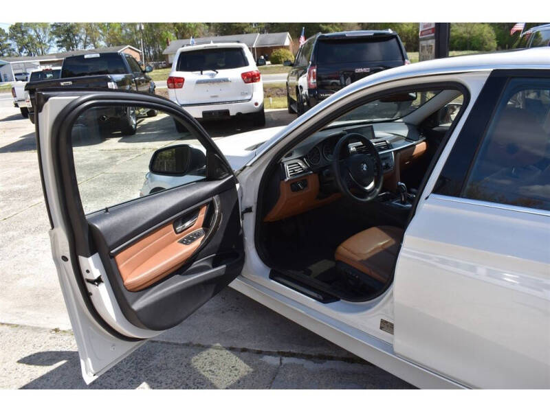 2013 BMW 3 Series 328i