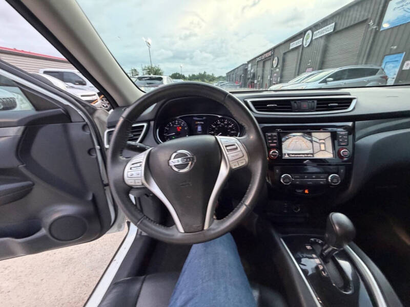 2015 Nissan Rogue SL