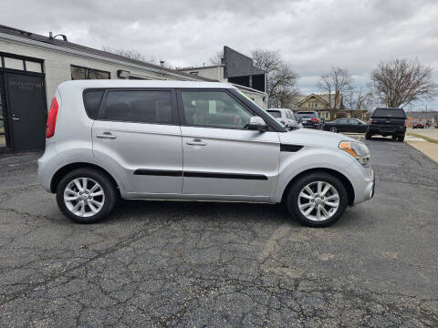 2012 Kia Soul +