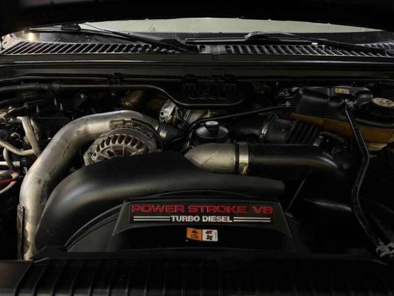 2005 Ford Excursion Eddie Bauer