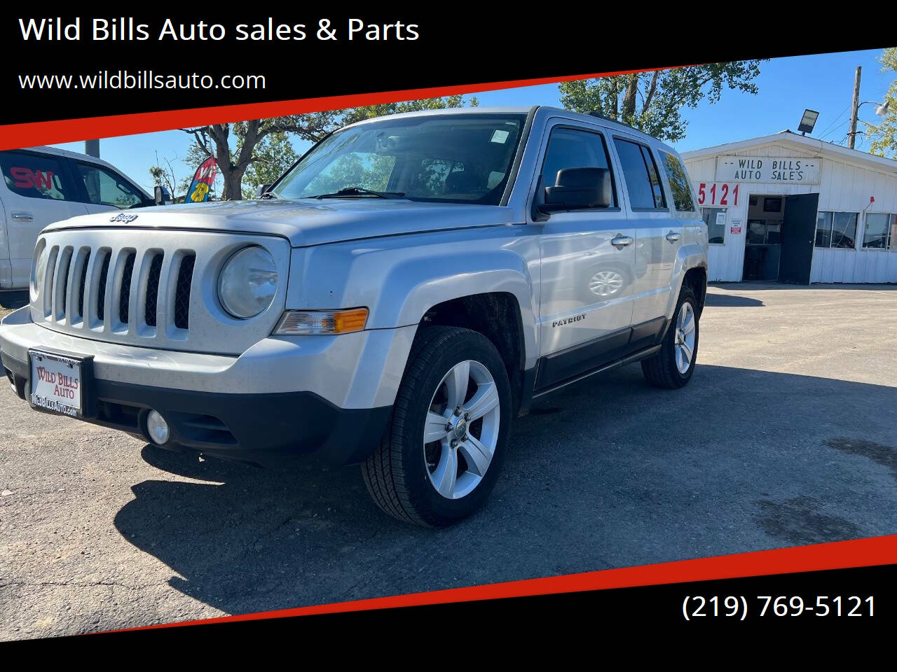 2011 Jeep Patriot Latitude 4x4 4dr SUV's photo
