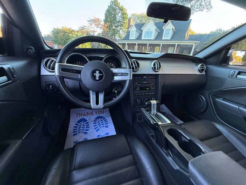 2006 Ford Mustang GT Deluxe