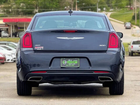 2019 Chrysler 300