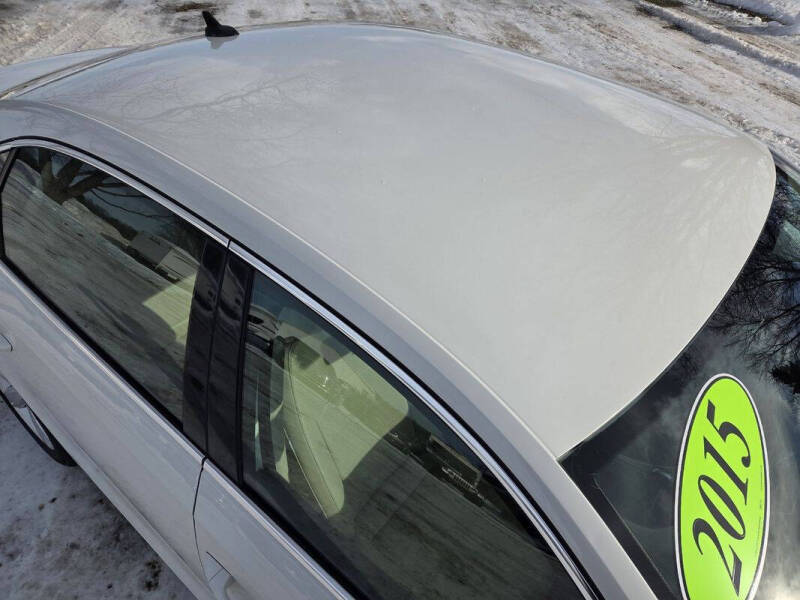 2015 Volkswagen Passat 1.8T Limited Edition