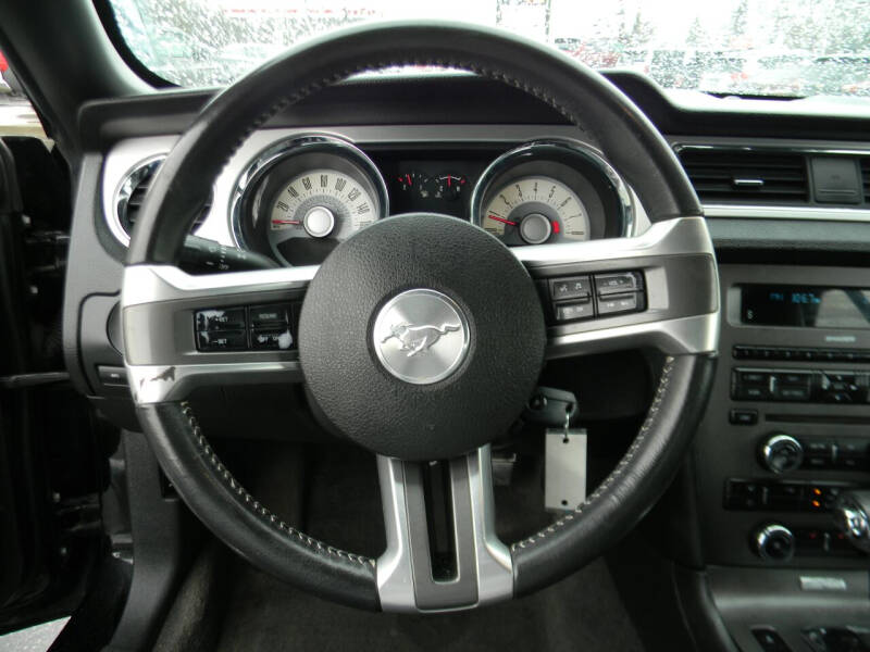 2012 Ford Mustang V6