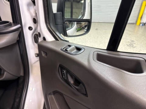 2023 Ford Transit 250