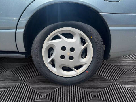 2002 Saturn S-Series SL1