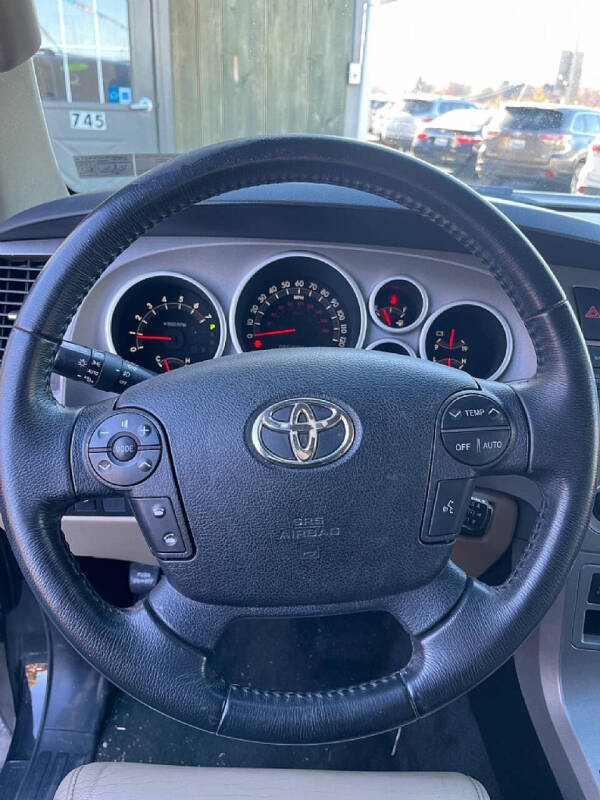 2013 Toyota Sequoia Limited