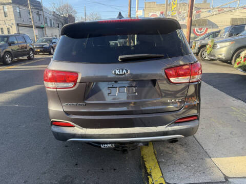 2018 Kia Sorento EX V6