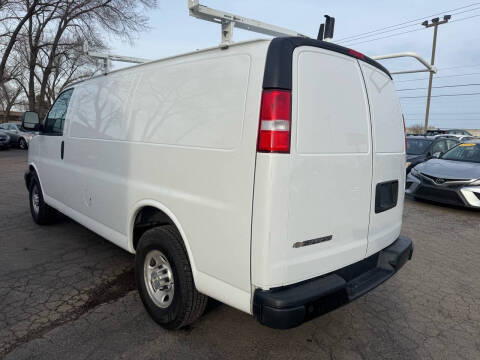 2020 Chevrolet Express 2500