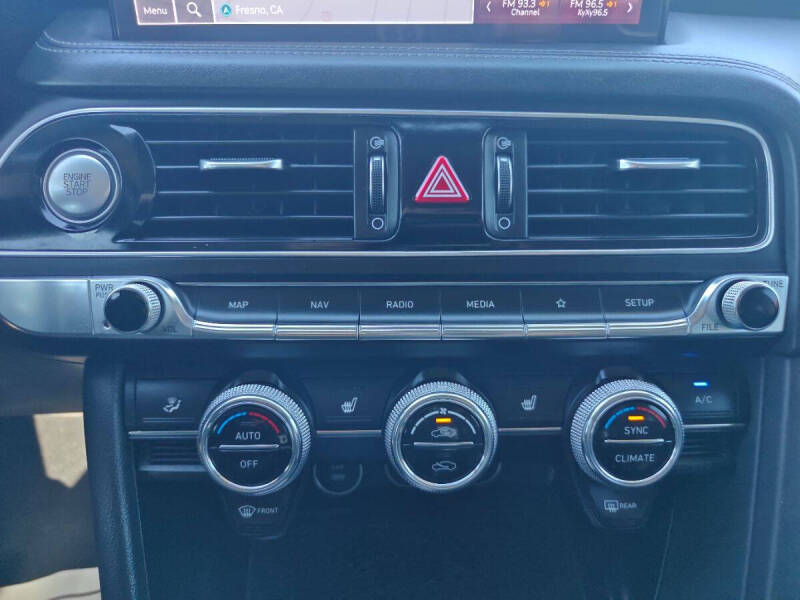 2022 Genesis G70