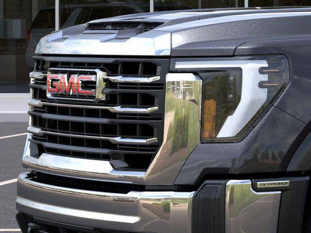2025 GMC Sierra 3500HD CC Pro