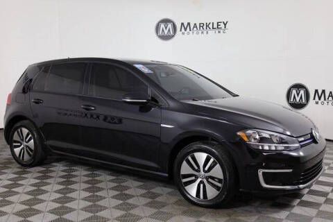 2017 Volkswagen e-Golf SE