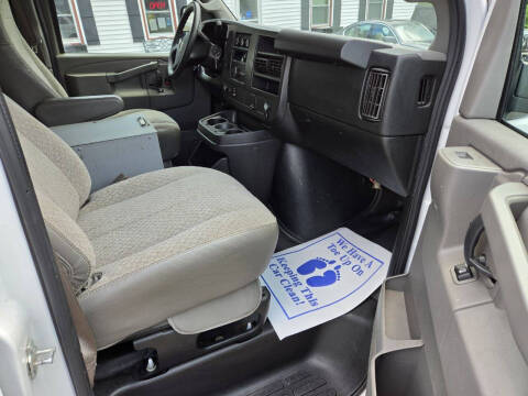 2017 Chevrolet Express 2500