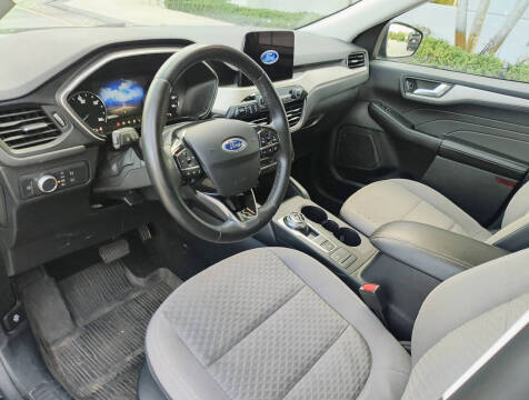 2021 Ford Escape Hybrid SE