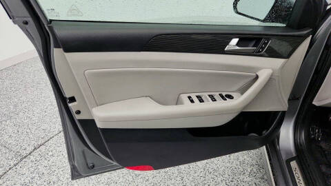 2018 Hyundai Sonata Hybrid