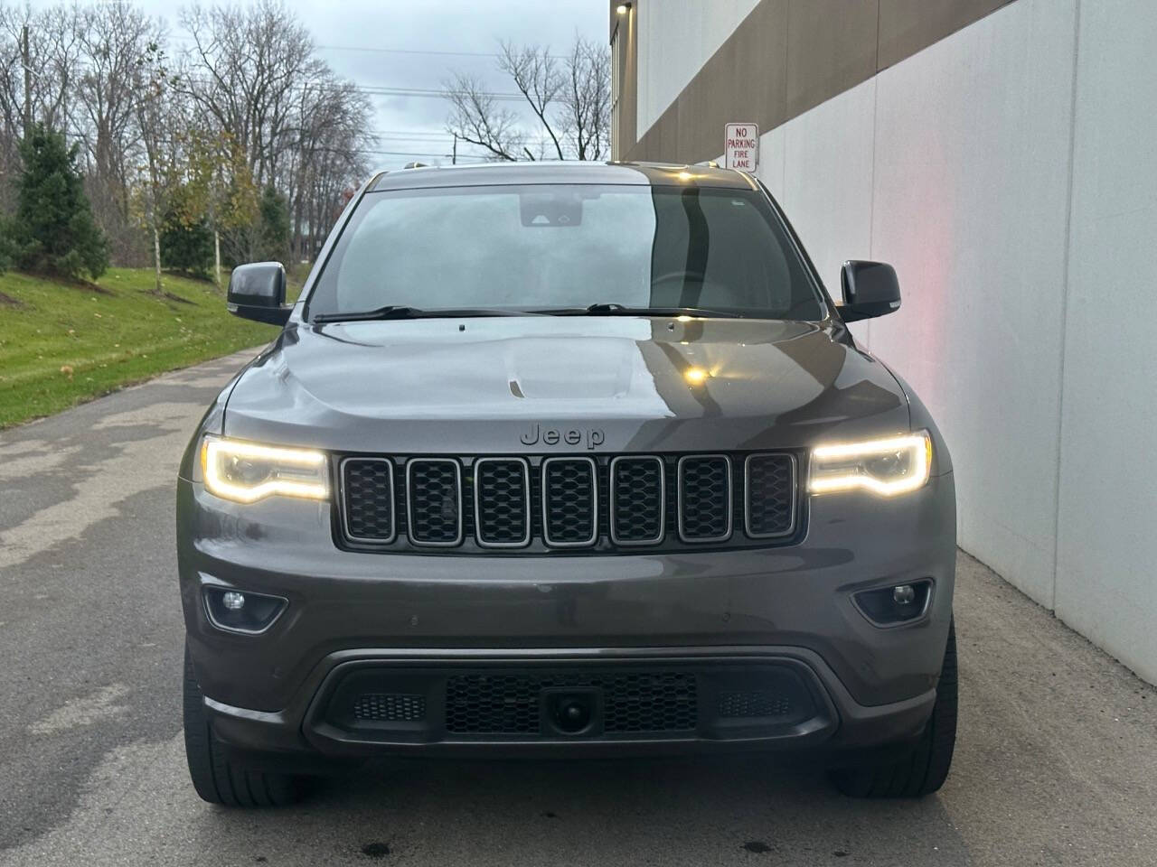 2021 Jeep Grand Cherokee for sale at Phoenix Motor Co in Romulus, MI