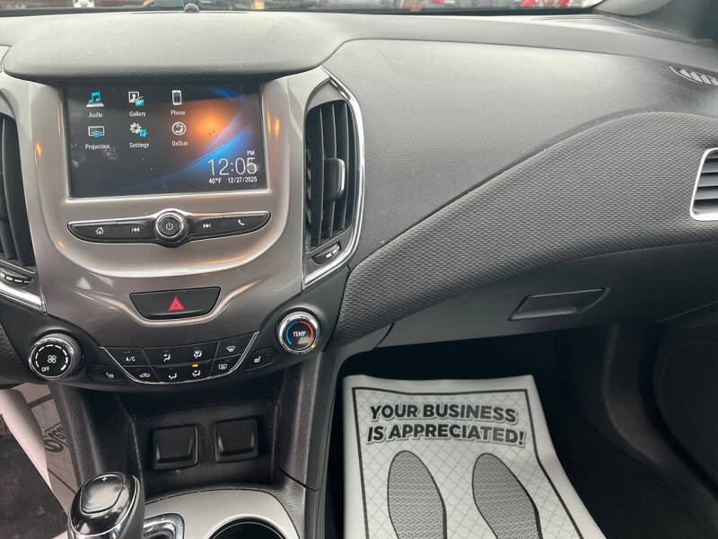 2017 Chevrolet Cruze LT Auto