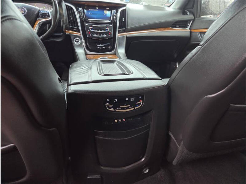 2015 Cadillac Escalade ESV Premium