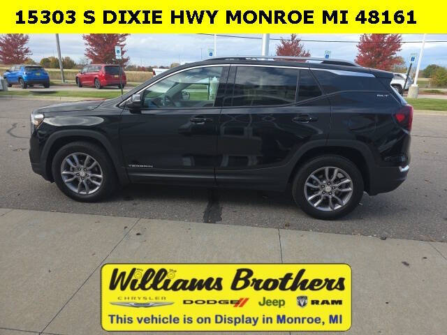 2024 GMC Terrain SLT