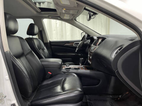 2019 Nissan Pathfinder Platinum