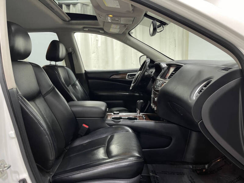 2019 Nissan Pathfinder Platinum