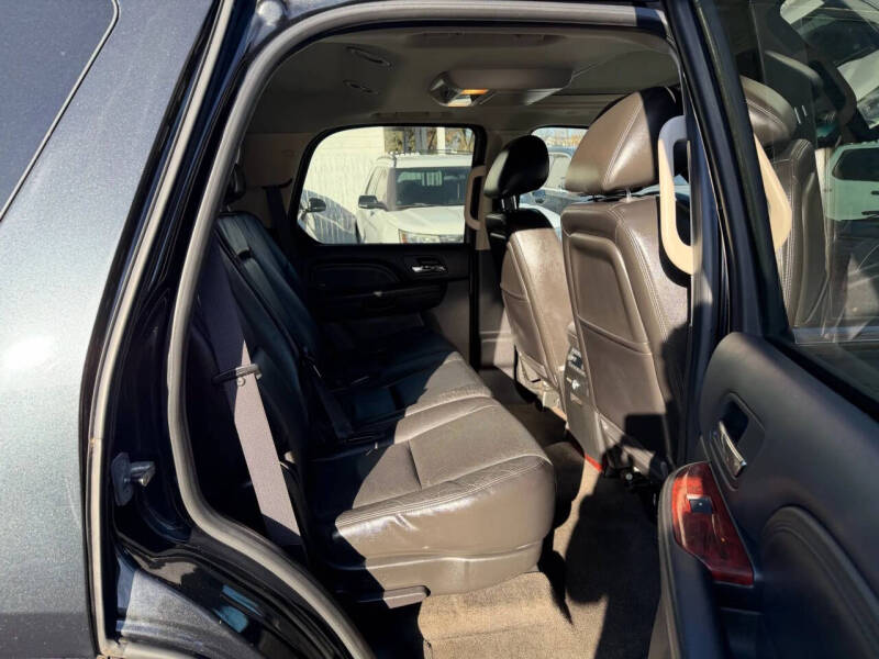 2010 Cadillac Escalade Luxury