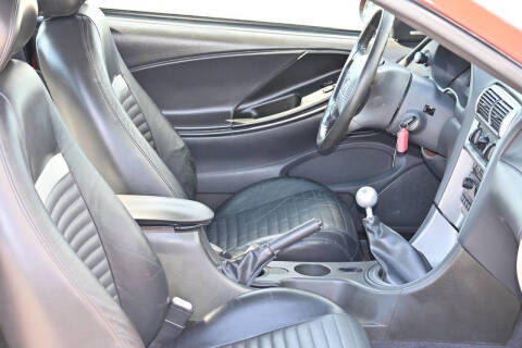 2004 Ford Mustang Mach 1 Premium