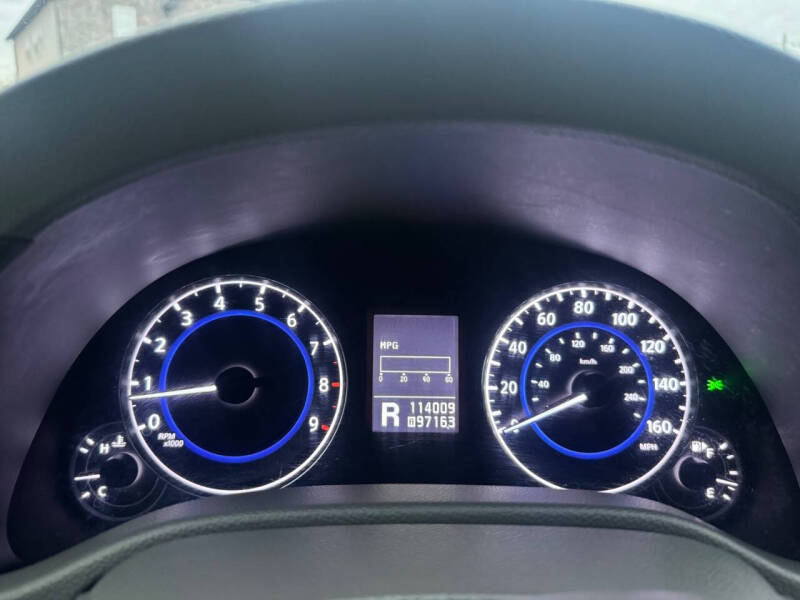 2013 Infiniti G37 Sedan x