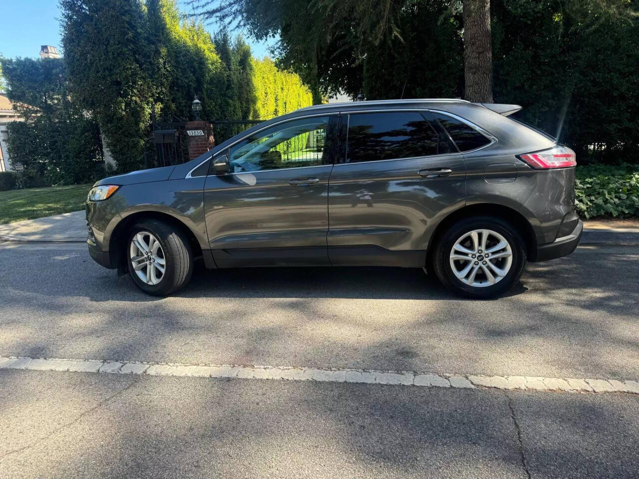 2019 Ford Edge for sale at Ride On LLC in Van Nuys, CA