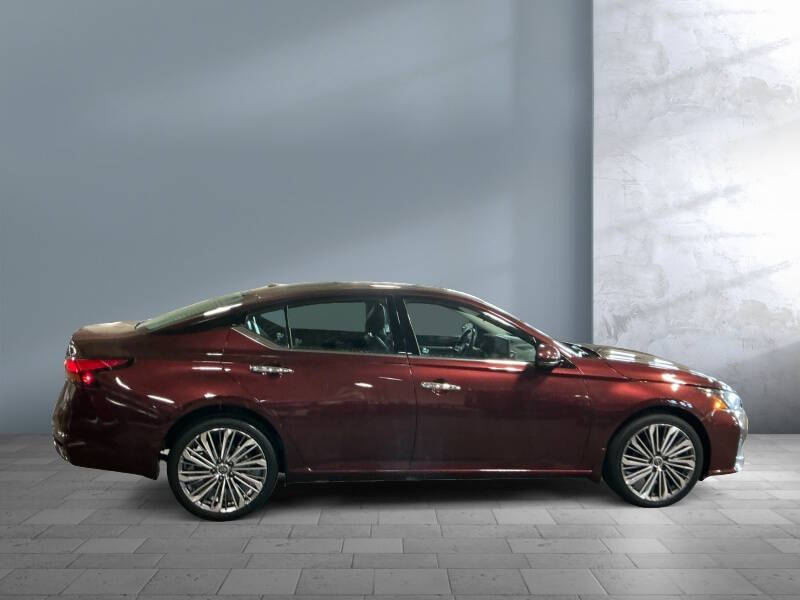 2023 Nissan Altima 2.5 SL