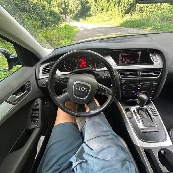 2012 Audi A4 2.0T quattro Avant Premium