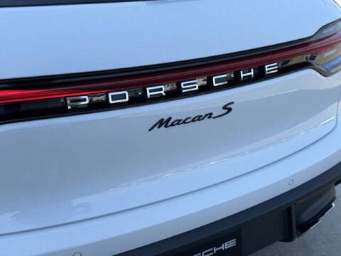 2025 Porsche Macan S
