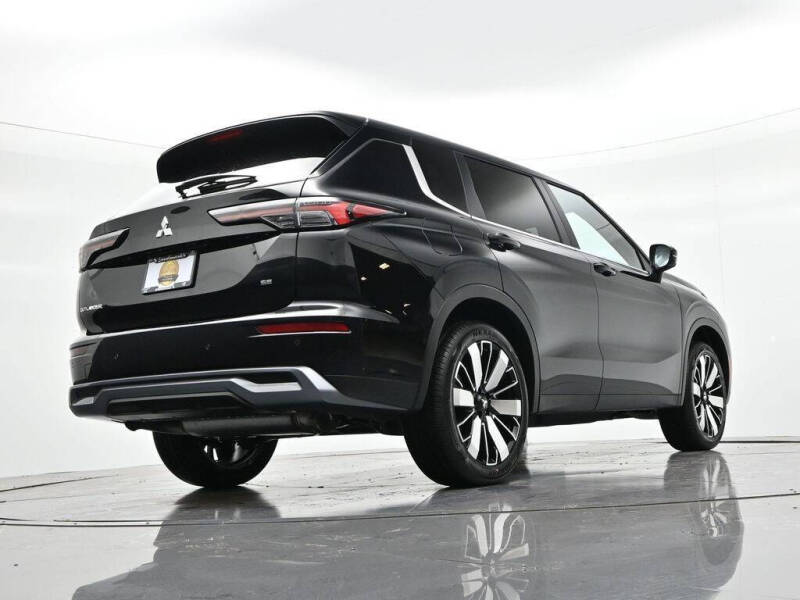 2026 Mitsubishi Outlander SE
