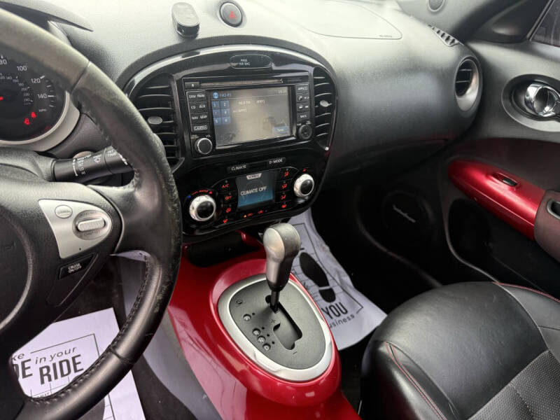 2015 Nissan JUKE SL