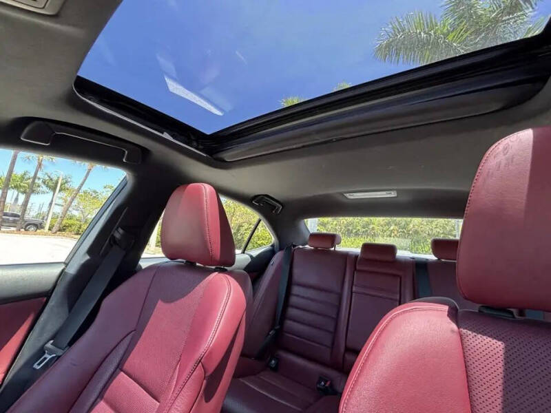 2015 Lexus IS 250